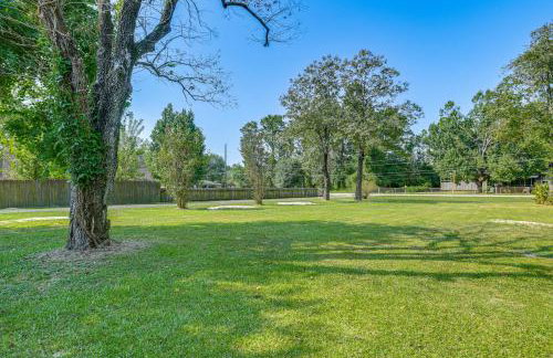 Crosby Huffman Hideaway Serene Escape with Yard - Foto 23