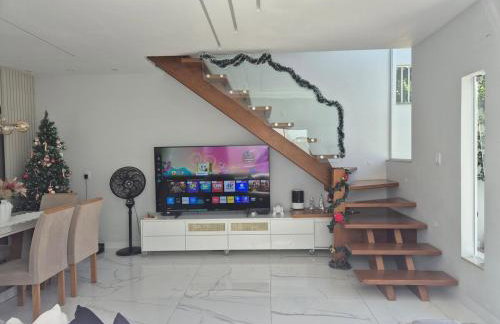 Duplex 2Qts com ar suíte e quintal Prox a praia - Foto 11