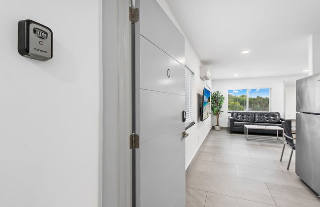 Unique Retreat - Unit C: Charming 2nd-floor Escape - Foto 6