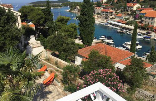 Apartment in Maslinica 70m from the sea - Photo 35