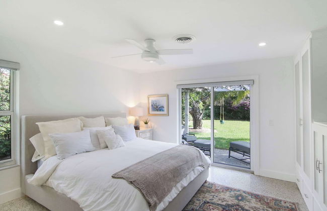 La Casa Blanca Minutes From the Beach! - Foto 2