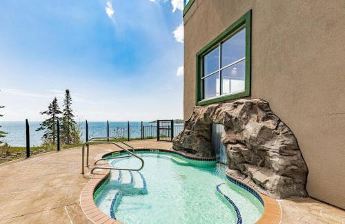 Breathtaking Lake Views Studio, 2 Queen Beds, Fireplace and Heated Indoor and Outdoor Pools - Foto 6
