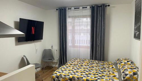 Appartement au Pied du Metro Mairie de Clichy L13 - Foto 3