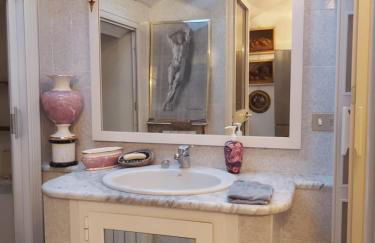 Classic Home Porto Maurizio - Photo 36