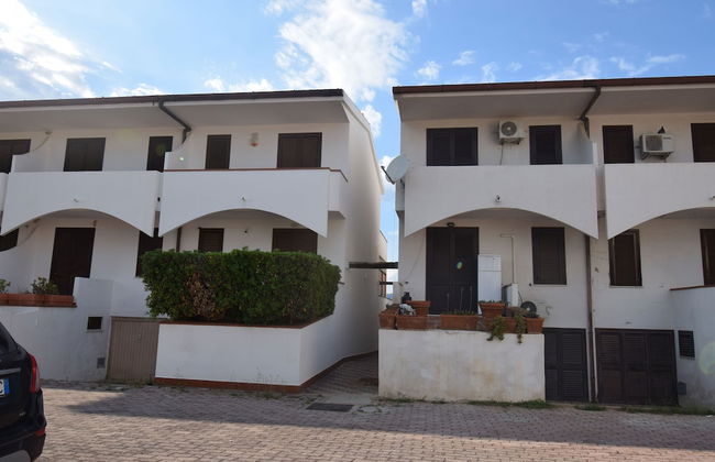 Villa in Cassano all'Ionio with garden - Photo 17