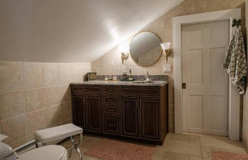 Historic Home near Stony Brook Village & Beach - Foto 54