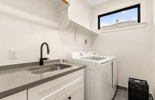 Austin Ember House with Hot Tub & Pit - Foto 6