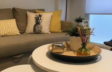 Designer's Flat - 3 Bdrm - Wifi - Best Location - Photo 5