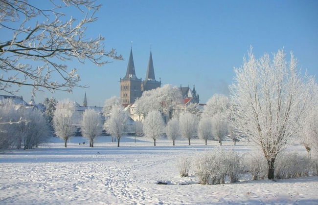 Holiday Apartment Kurpark - Photo 8