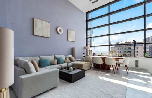 Penthouse Duplex with TOP Views! - Photo 1