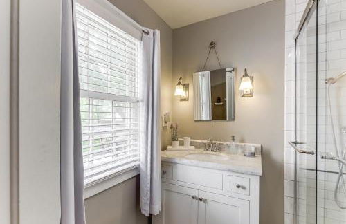 Vineyard Retreat at George Vest Historical Home - Foto 12