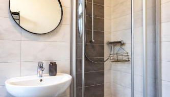 Business & Life Apartment nähe TU, HBF und Oper - SmartTV, MagentaTV und Küche - Foto 4, Shower