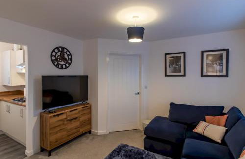 Charming Coastal Retreat - 1-Bedroom Flat in Blyth - Pass the Keys - Foto 14