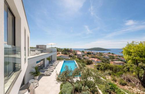 Villa Marvela - Family 4 Bedroom - Photo 9