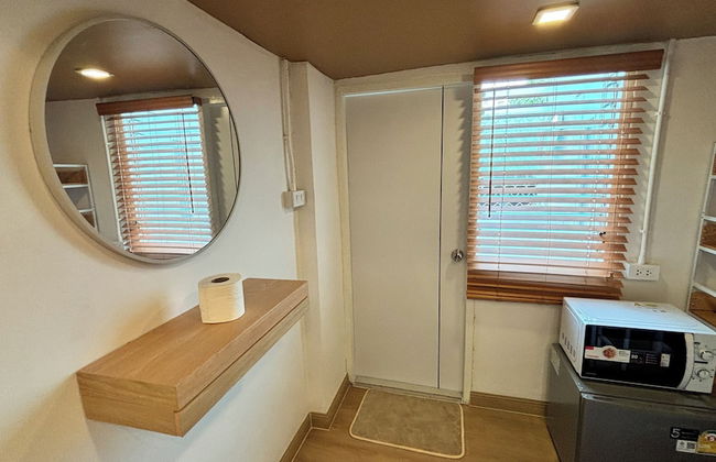 The Loft Living Space - Photo 20