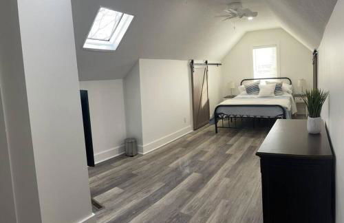 Freshly-remodeled, dog-friendly Westwood charmer! - Foto 13