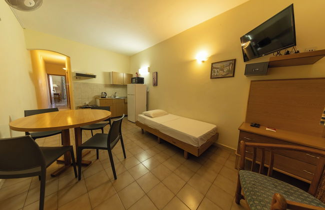 Qawra Point Holiday Complex - Foto 5