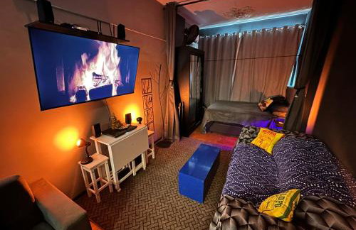 NEW Modern Cozy Apartment in the Heart of the City - Foto 22