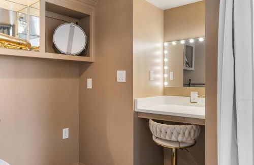 Pool, Walk Restaurants plus Bars on Famous Music Row - Foto 25