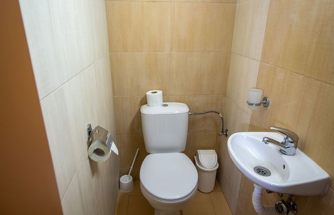 2 Bedroom, 2 Showeroom Villa Suitable for a Family Skication and Remote Working - Foto 18