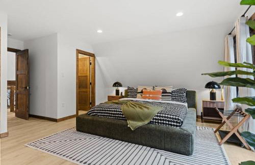 Hot Tub Sauna Spacious Backyard Luxury - Photo 31