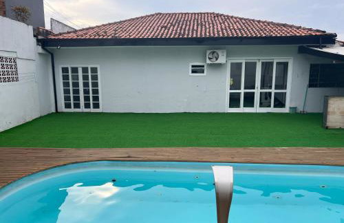 Casa com piscina na grande florianópolis - Foto 1