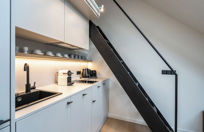 HONEST Karlín - Foto 60