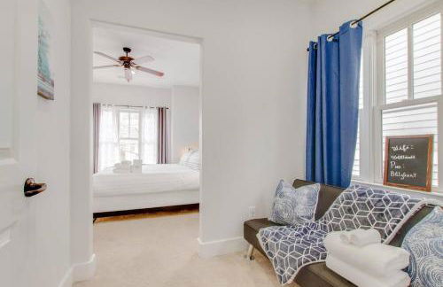 Vibrant Trendy Two Bedroom Home Near Marathon Village - Foto 32