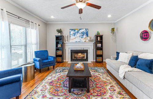 Amazing Home w/ Huge Pool, Game Tables, Movie room, and More! - Foto 18