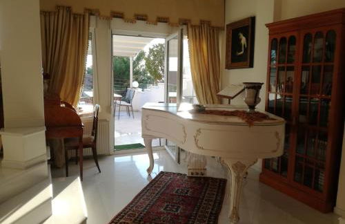 Πολυτελής κατοικία με θέα τον Θερμαϊκό - Foto 2