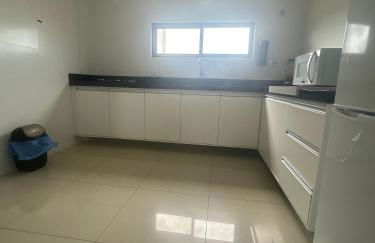 03 quartos (ar condicionado e ventilador), até 10 pessoas, garagem, atrás do hospital da Unimed apt 202 - Foto 39