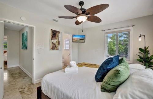 Stylish 2br 3ba with Heated Pool plus Beach Walkable - Foto 33