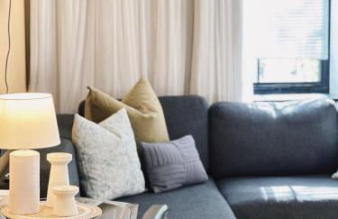 Spacious 3B2B Downtown Apt, Kitchen and Laundry, Walk to PPAC & Convention Center - Foto 32