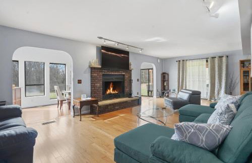 Summit Sanctuary with EV Ready Mountain Views - Foto 16