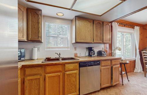 Casual and Cute Cabin Near the Lake - Foto 11