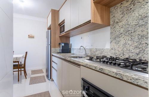 2 Bedroom Apart w/ Air 270m from the Beach GPS0102 - Photo 3