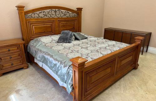 Miami Mansion for Groups Sleeps 12 - Foto 15