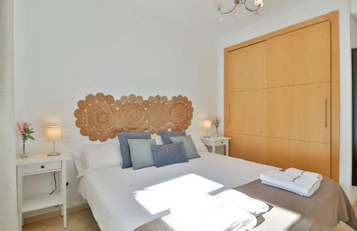 C13 Seaside Málaga with pool and parking - Photo 11