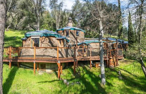 New Listing- Hobbit House @ Yosemite w/spa/firepit/unique - Foto 35