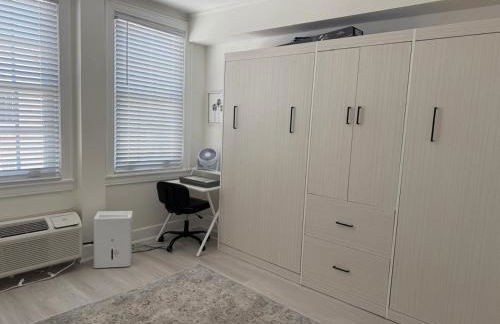 2BR Beachside Retreat with Pool - Foto 48