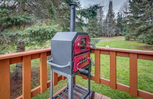 40-Acre, Off-Grid Wakefield Retreat w/ Gas Grill! - Foto 20