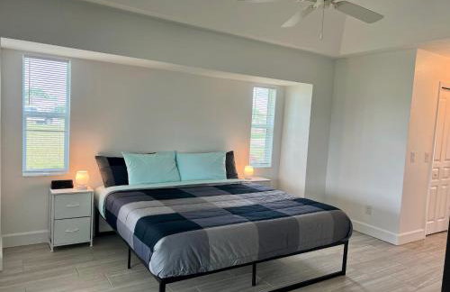 Paradise Home, Tranquil canal view 3-BDR in Golfers paradise - Foto 33