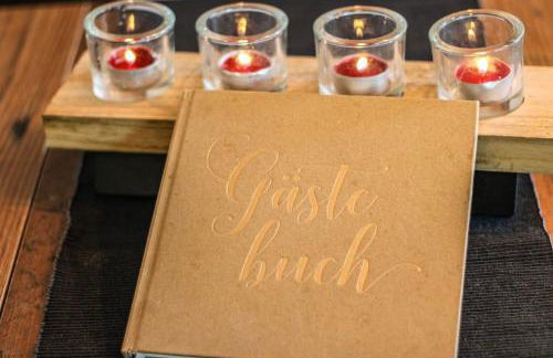 Moderne FeWo, nähe Bahnhof, Balkon, Burgblick, Boxspringbett, Waschtrockner - Foto 8