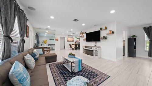 Sweet Pink HouseCozy & QuietNear Beach, Parks - Foto 2