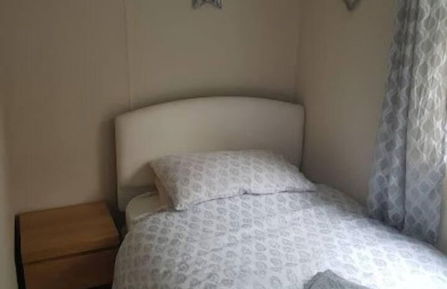 Lovely 2-bed Chalet at Robinhood Retreat Free Park - Foto 5