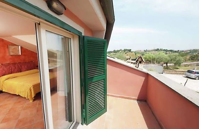 Villa in Monterotondo With Pool & Tiber Views - Foto 35