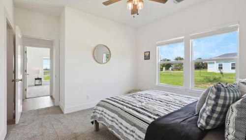 Modern Farmhouse in McDade - Foto 5