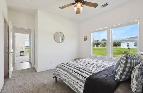 Modern Farmhouse in McDade - Foto 5