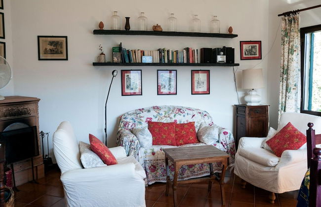 Small House in the Hills for Beautiful Walks Near the Sea - Foto 1