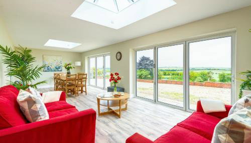 Croft House Sleeps 14 ꕤ Country Views nr Salisbury - Foto 4, Garden view